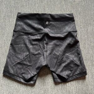 Lululemon Align high rise 4” short